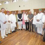 CM धामी से मिलने पहुंचे कई पूर्व विधायक, मुख्यमंत्री को दी शुभकामनाएं