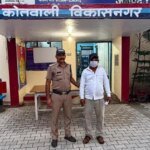 अवैध रूप से सट्टा खिलाने वाले अभियुक्त को पुलिस ने किया गिरफ्तार